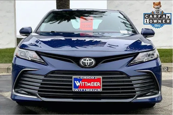 $23995 : Toyota Camry 2023 LE 4dr Sed image 3