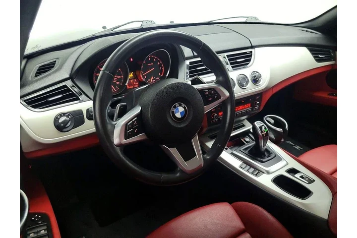 $26998 : BMW Z4 2015 sDrive28i 2dr Co image 9