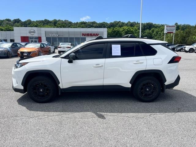 $23899 : PRE-OWNED 2021 TOYOTA RAV4 LE image 8