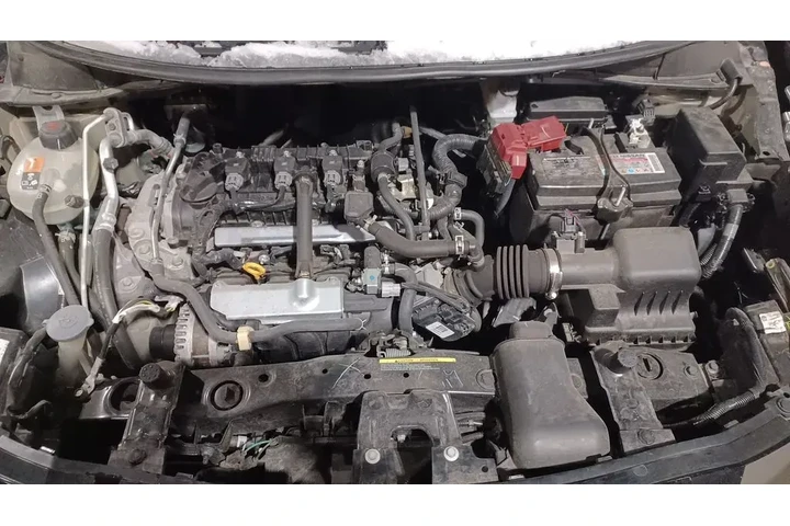 $17812 : Nissan Versa 2024 S 4dr Seda image 8