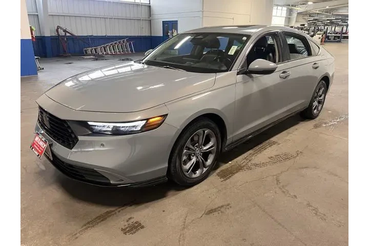 $28834 : Honda Accord Hybrid 2024 EX- image 7