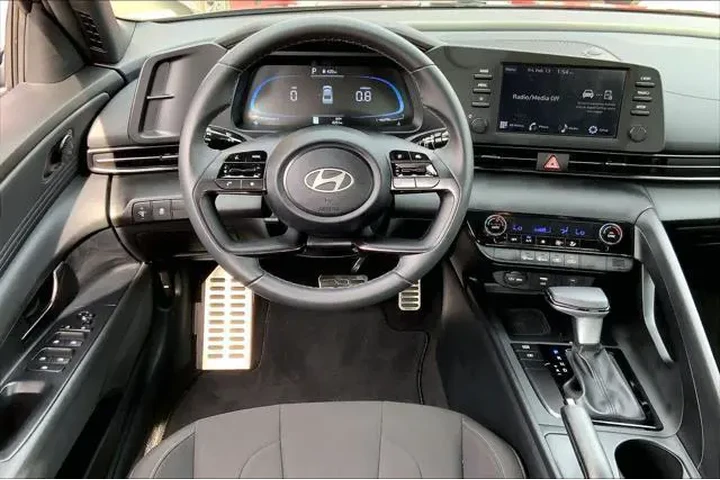 $21431 : Hyundai ELANTRA 2025 SEL Spo image 6