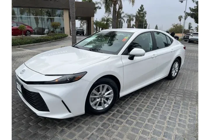 $24990 : Toyota Camry 2025 LE 4dr Sed image 2