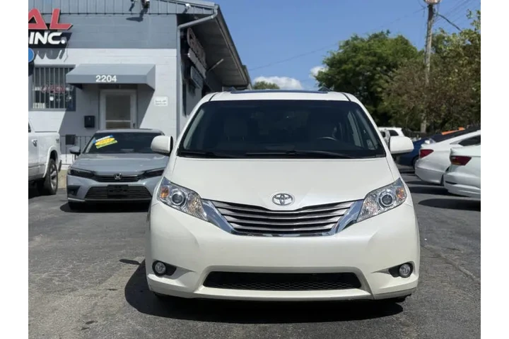 $17995 : 2015 Sienna XLE Premium 8-Pas image 3
