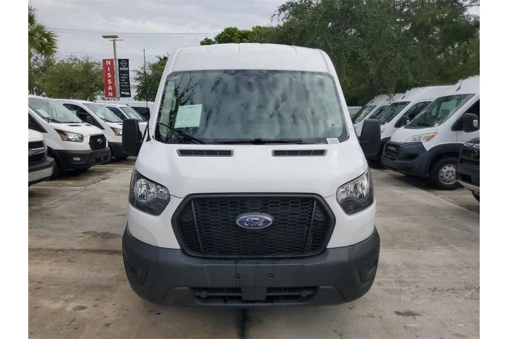 $35995 : Ford Transit 2023 AWD 250 3d image 2