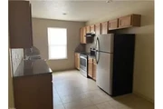 $1250 : Rental property with 3 bedro thumbnail