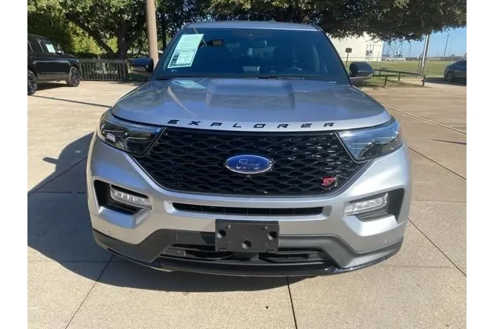$34980 : Ford Explorer 2021 AWD ST 4d image 9