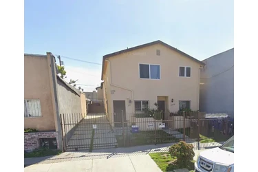 CASA DÚPLEX DE 3 RECAMARAS en Los Angeles