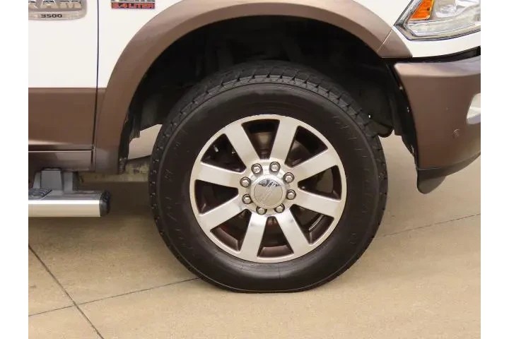 $39999 : Ram 3500 2018 4x4 Laramie Lo image 9