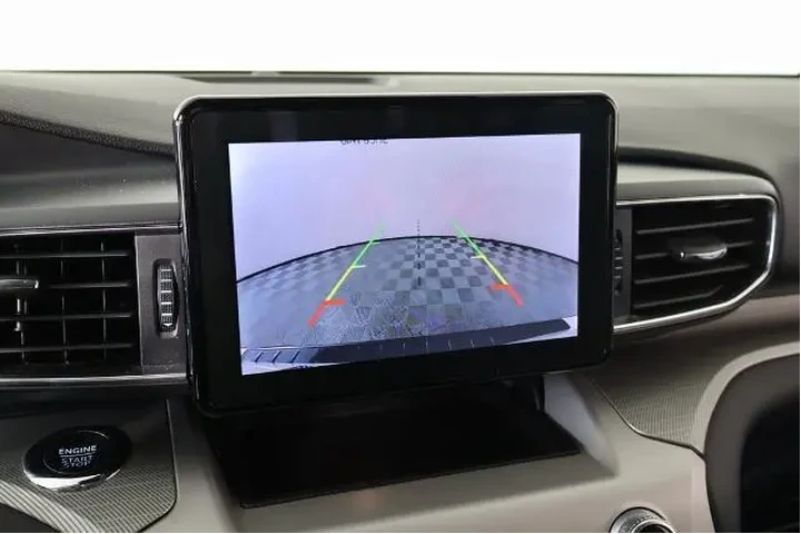 $37995 : Ford Explorer 2024 AWD XLT 4 image 6