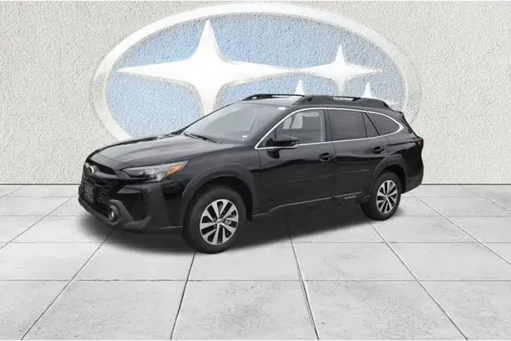 $31990 : Subaru Outback 2025 AWD Prem image 4