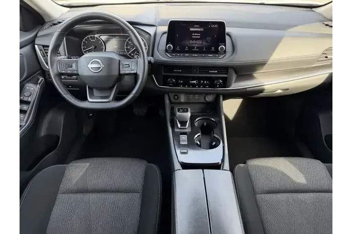 $21021 : Nissan Rogue 2025 SV 4dr Cro image 4