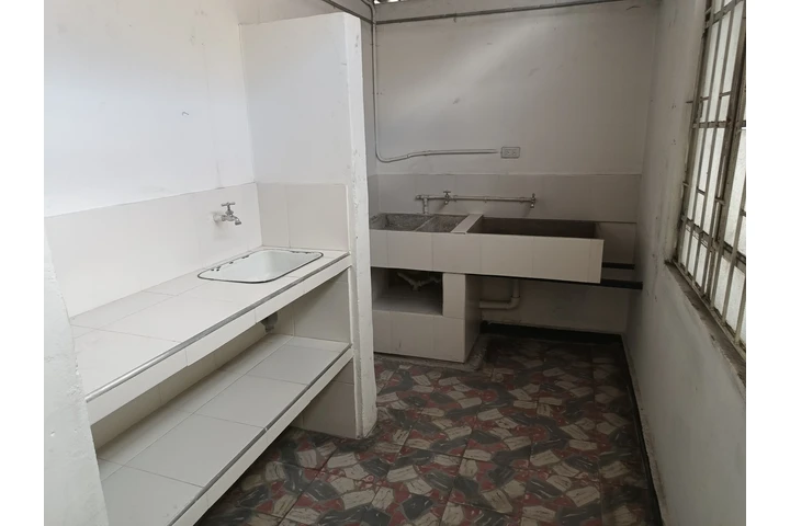 $5500000 : Arriendo Bodega- Local image 6