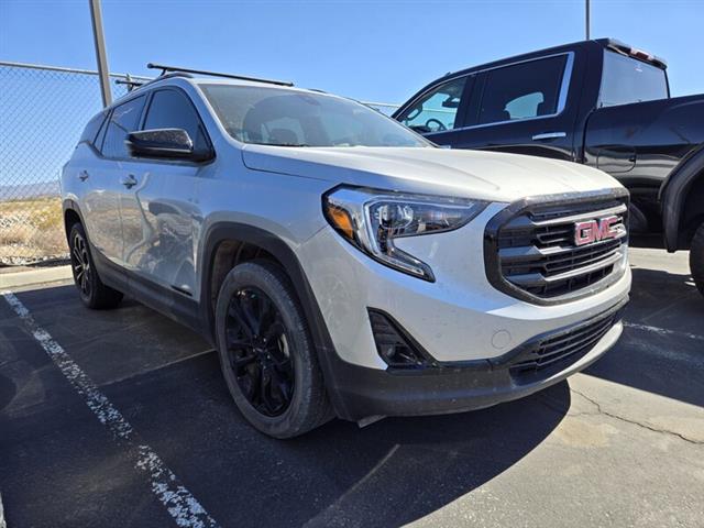 $26510 : Pre-Owned 2021 TERRAIN SLT image 6