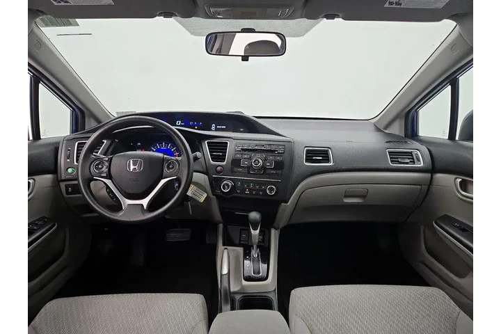 $16998 : Honda Civic 2015 LX 4dr Seda image 9