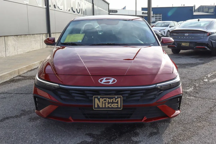 $18288 : 2024 Elantra SEL IVT image 2