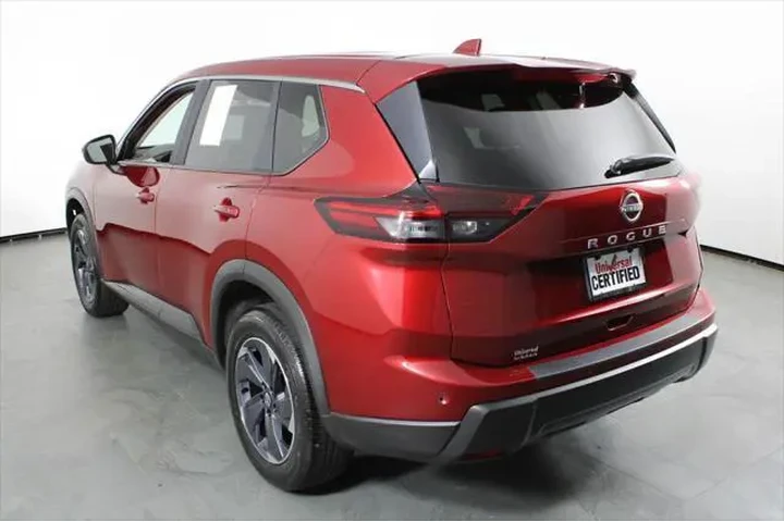$22053 : Nissan Rogue 2025 SV 4dr Cro image 4