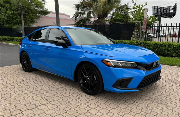 $16900 : Honda Civic Sport HB image 10