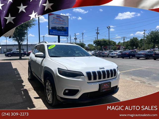 $16999 : 2019 Cherokee Latitude image 2