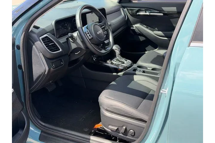 $25988 : Kia Seltos 2024 AWD SX 4dr S image 10