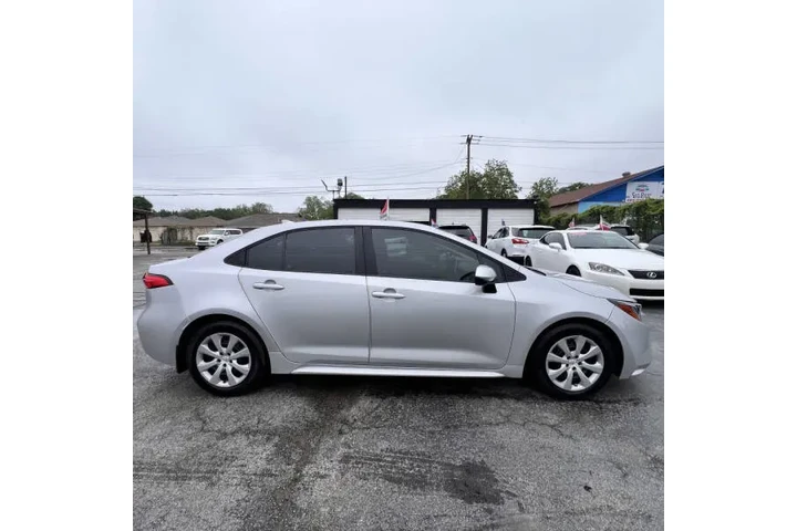 $16995 : 2020 Corolla LE image 5