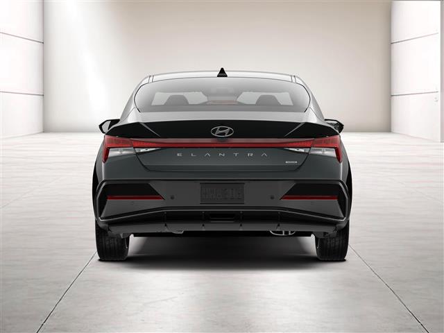 $31015 : New 2024 Hyundai ELANTRA HYBR image 6