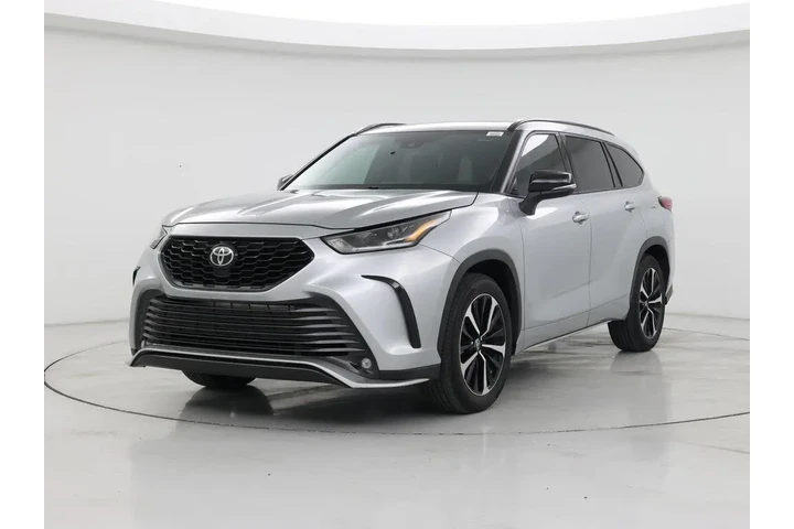 $31998 : Toyota Highlander 2021 XSE 4 image 4