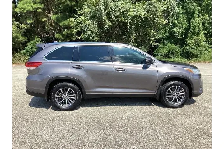 $22412 : Toyota Highlander 2019 AWD X image 4