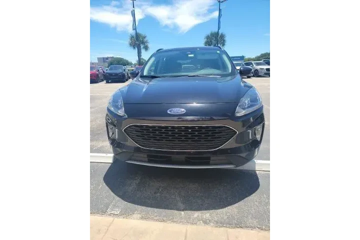 $22150 : Ford Escape 2022 SEL 4dr SUV image 2