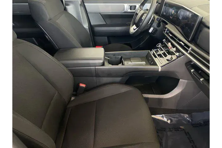 $30991 : Hyundai SANTA FE 2025 SE 4dr image 7