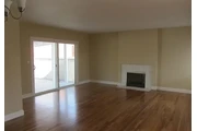 5,000+ SF 4 bedroom, 2 bath en Los Angeles