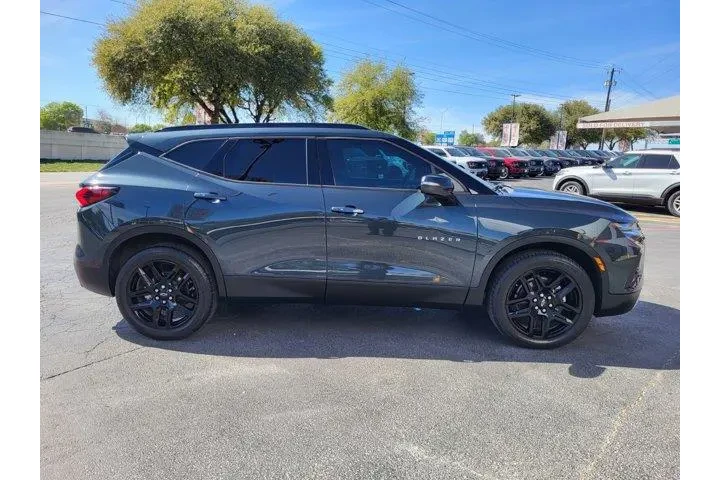 $16800 : Chevrolet Blazer 2019 LT 4dr image 2