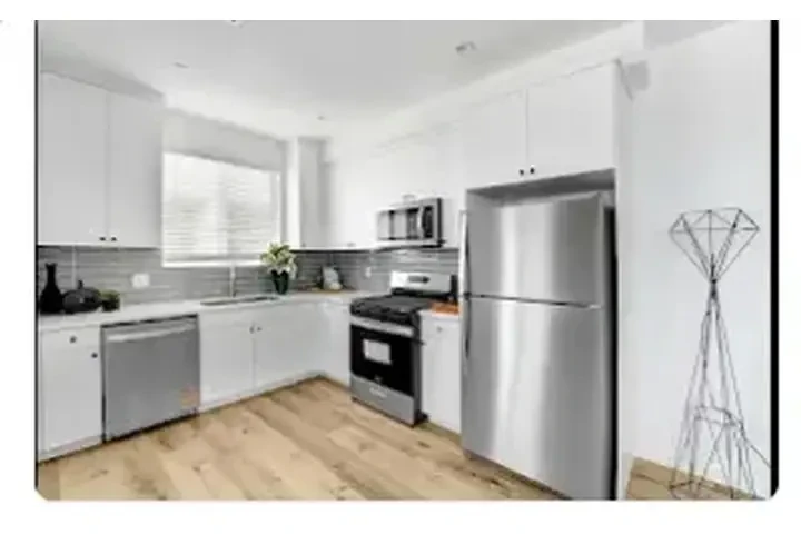 TOWNHOMES NUEVOS EN RENTA image 3