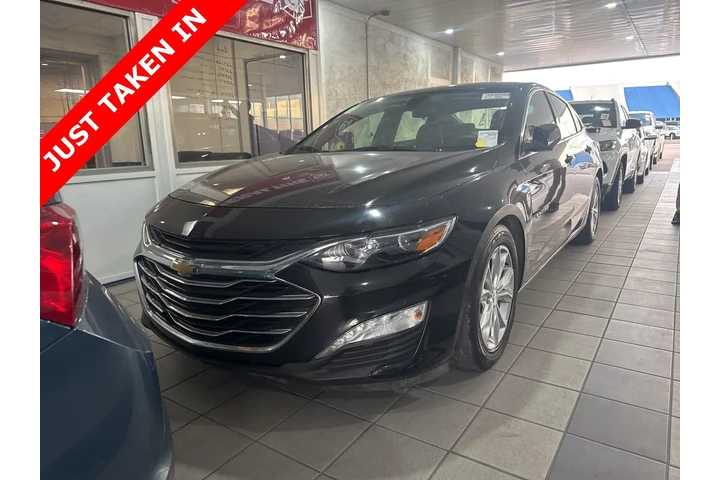 $15636 : Chevrolet Malibu 2020 LT 4dr image 1