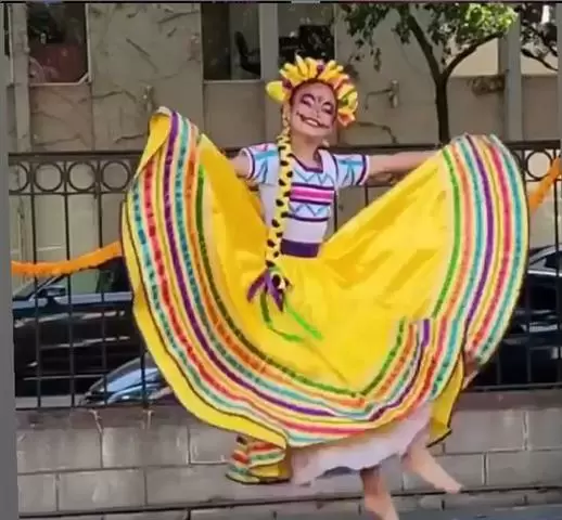 Danza Artes de Mexico image 4