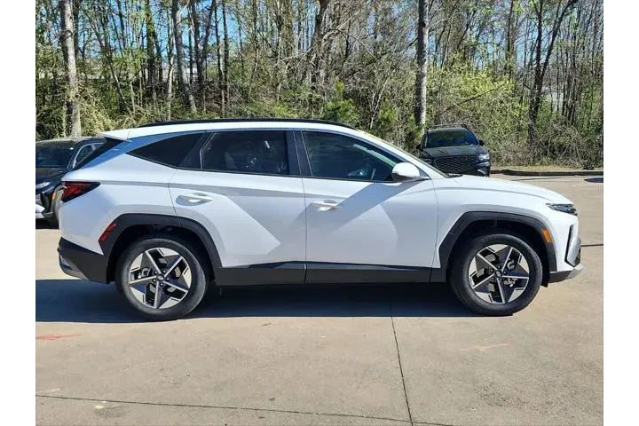 $26990 : Hyundai TUCSON 2025 SEL 4dr image 8