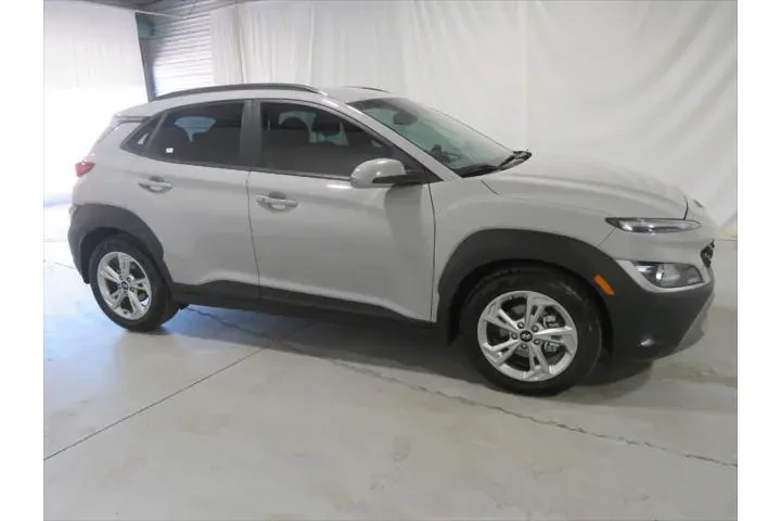 $16621 : Hyundai KONA 2022 SEL 4dr Cr image 7
