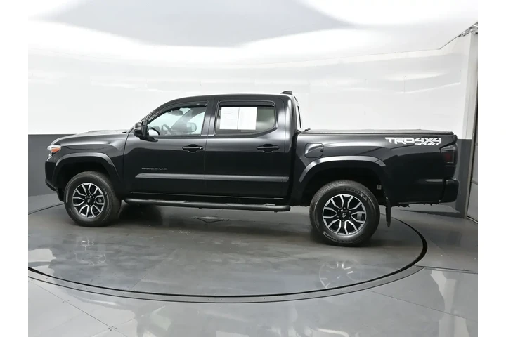 $39986 : Toyota Tacoma 2020 4x4 TRD S image 3