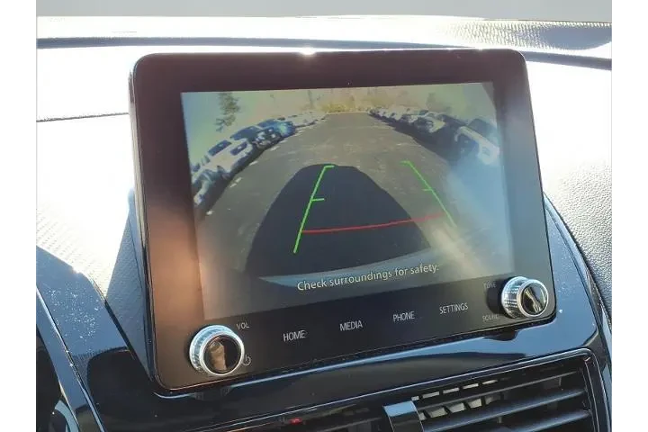 $19989 : Mitsubishi Eclipse Cross 202 image 6