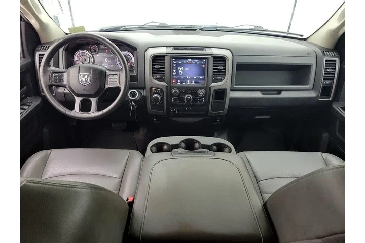 $22998 : Ram 1500 Classic 2019 4x2 Tr image 9