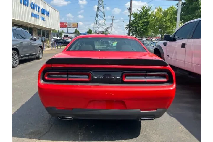 $27900 : 2023 Challenger SXT image 8