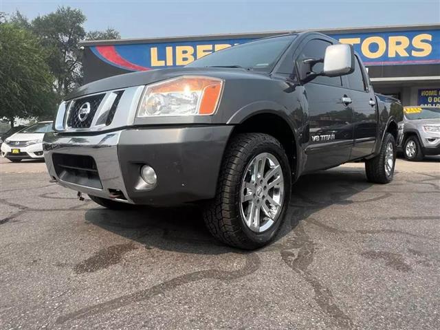 $8850 : 2012 NISSAN TITAN CREW CAB image 2