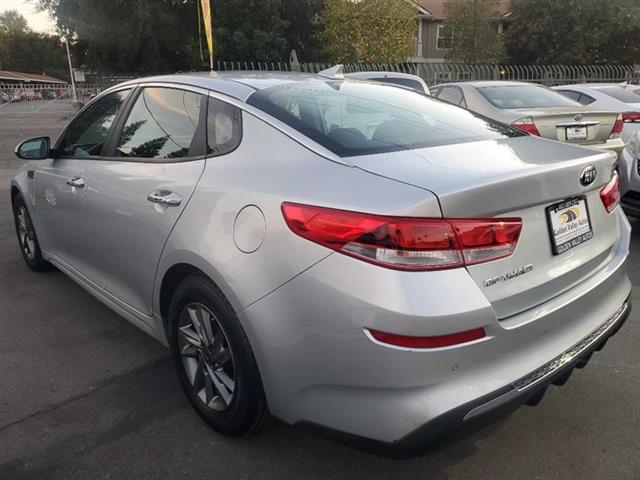 $13999 : 2019 Optima image 2