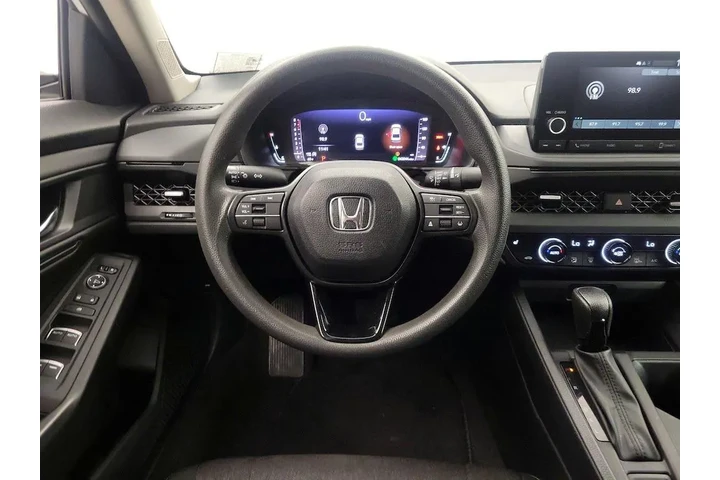 $24998 : Honda Accord 2023 EX 4dr Sed image 10