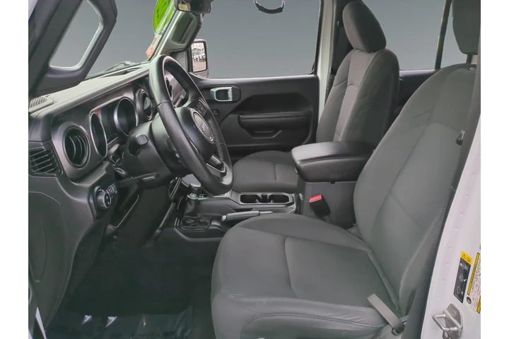 Jeep Gladiator 2022 image 9