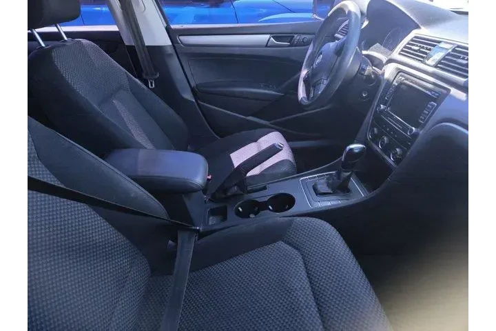 $9991 : Volkswagen Passat 2015 1.8T image 3