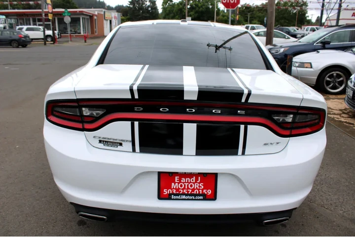$12795 : 2015 Charger 4dr Sdn SXT RWD image 6