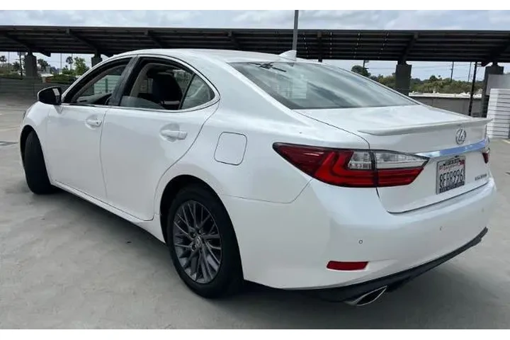 $28900 : Lexus ES 350 2018 4dr Sedan image 3