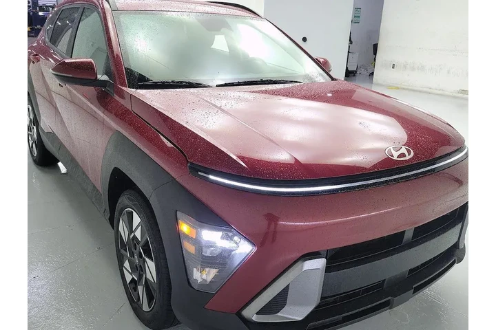 $22998 : Hyundai KONA 2025 SEL 4dr Cr image 1