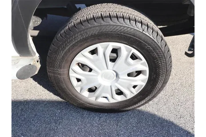 $32904 : Ford Transit 2024 250 3dr SW image 6